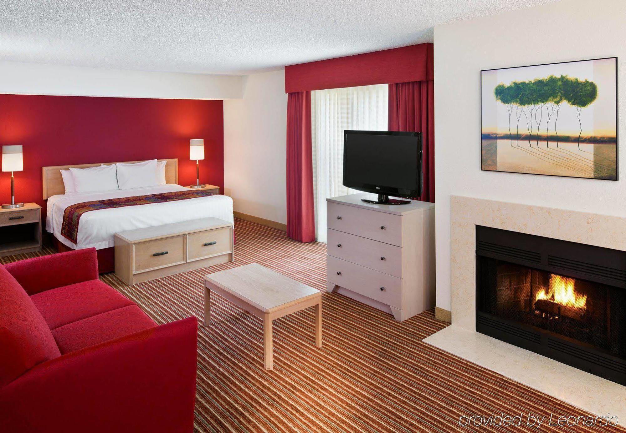 Residence Inn Бока-Ратон Экстерьер фото